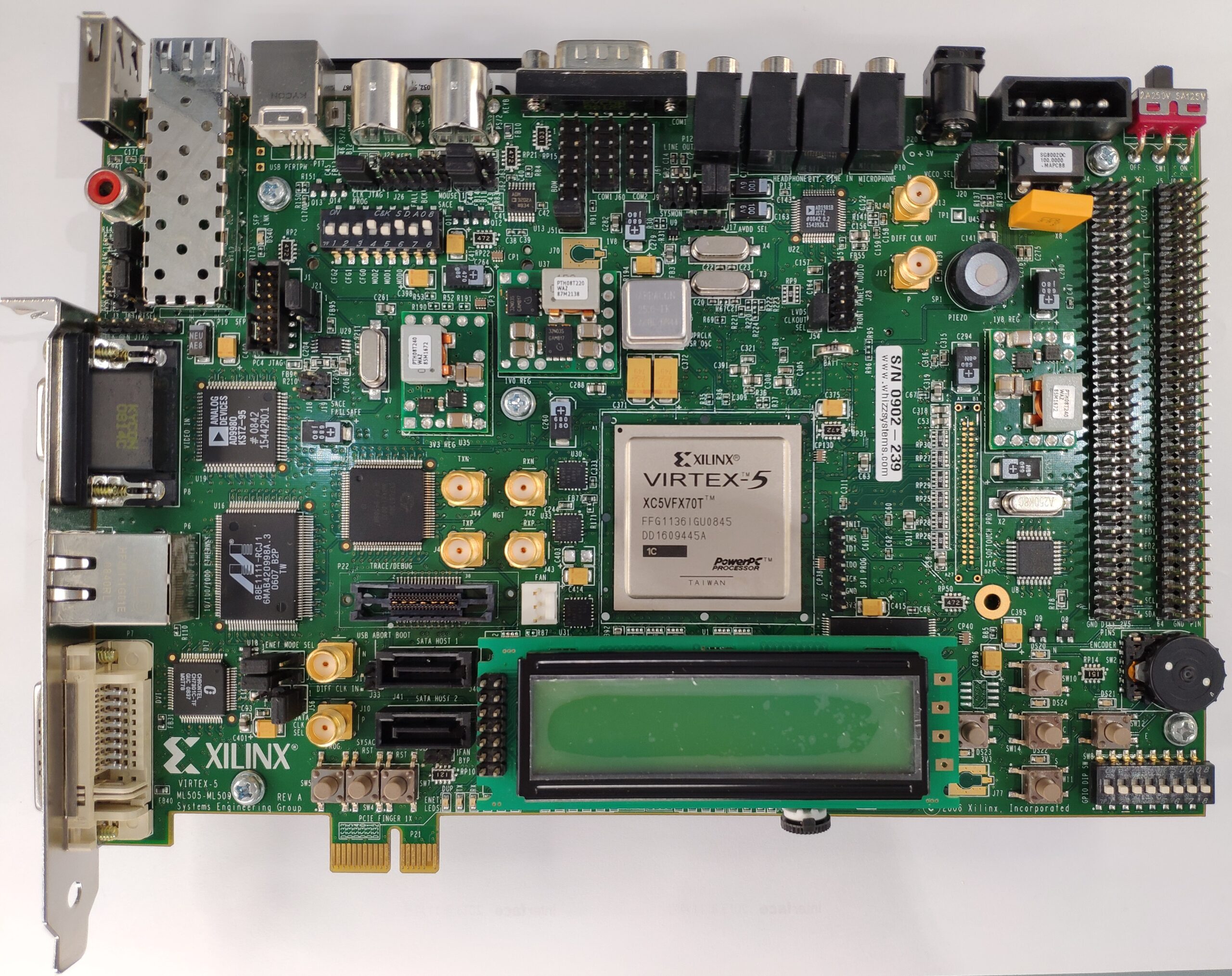 Read more about the article Embedded Development HW/SW Kit Virtex-5 FX70T PowerPC