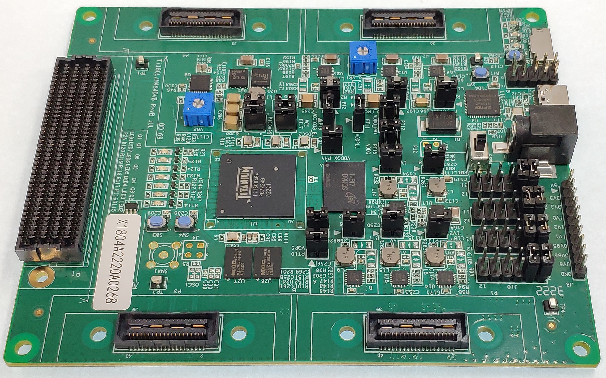 Read more about the article 特別版No.1 第2章 EFINIX TitaniumでLチカ